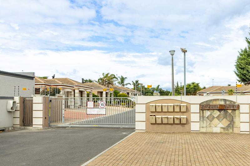 3 Bedroom Property for Sale in Brackenfell South Western Cape